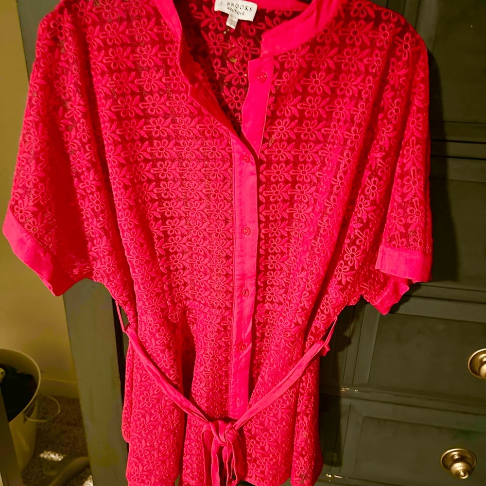 J Brooks Boutique Red Button Down Lace Blouse with Tie Front Size XXXL